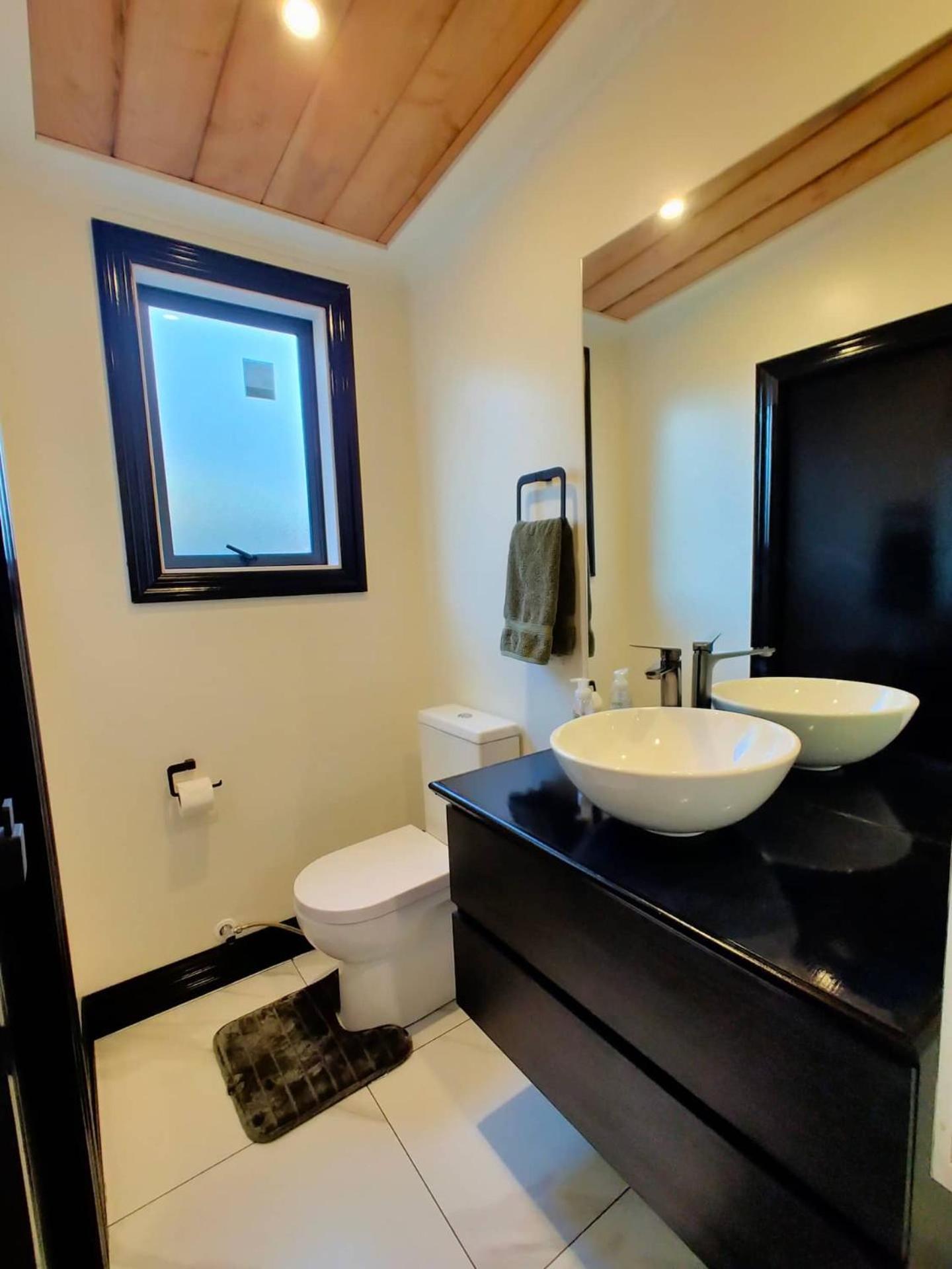 A Stone'S Throw From Town Tiny Home Dunedin Exterior photo