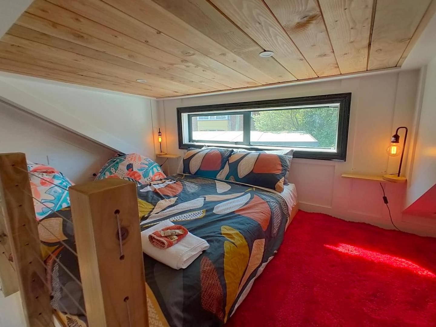 A Stone'S Throw From Town Tiny Home Dunedin Exterior photo